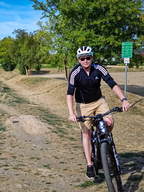 Stephan Klotz auf dem Mountainbike in Mahlberg.